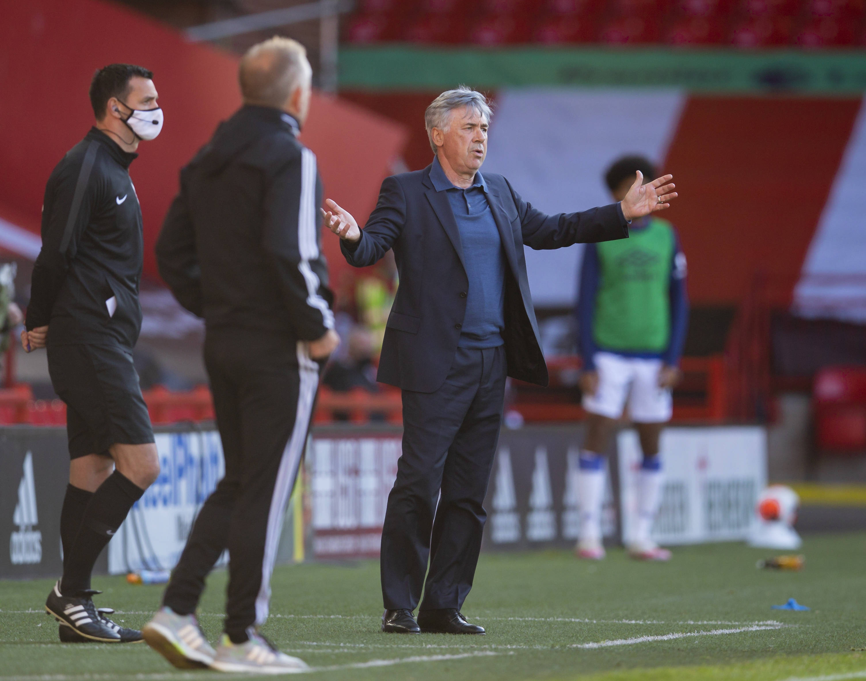 防守端多样 防守端多样